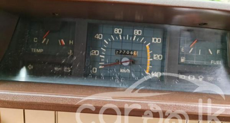 MITSUBISHI L300 1985