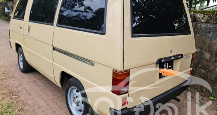 MITSUBISHI L300 1985