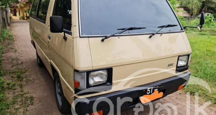 MITSUBISHI L300 1985