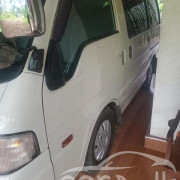 MAZDA BONGO 2001