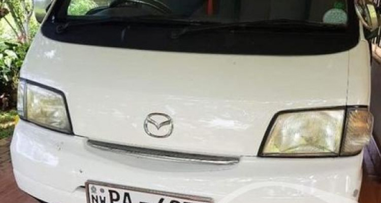 MAZDA BONGO 2001