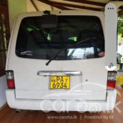 MAZDA BONGO 2001