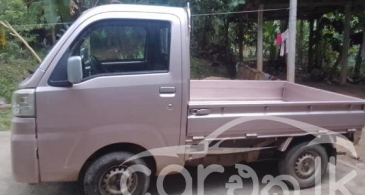 DAIHATSU HIJET 2015