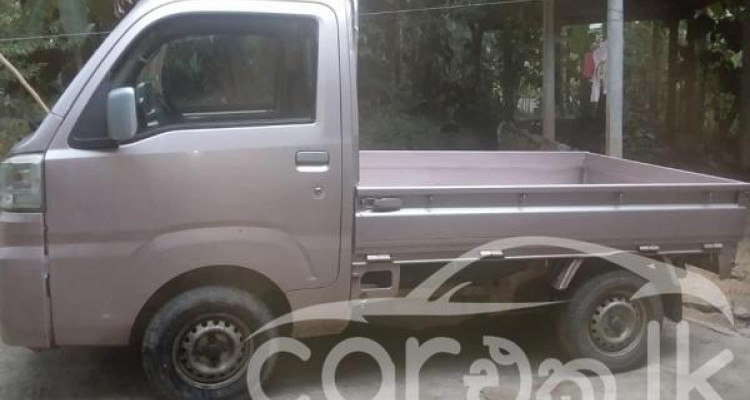 DAIHATSU HIJET 2015