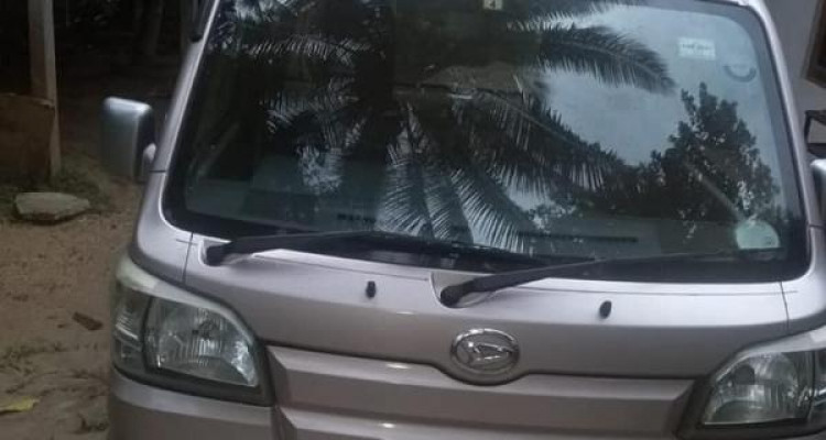 DAIHATSU HIJET 2015