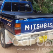 MITSUBISHI L200 2001