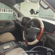 TOYOTA NOAH 2002