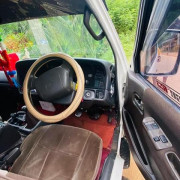 TOYOTA HIACE LH123 1993
