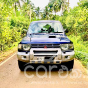 MITSUBISHI PAJERO MONTERO V46 1998