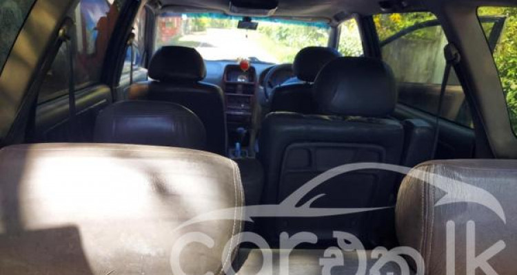 KIA CARENS 2000