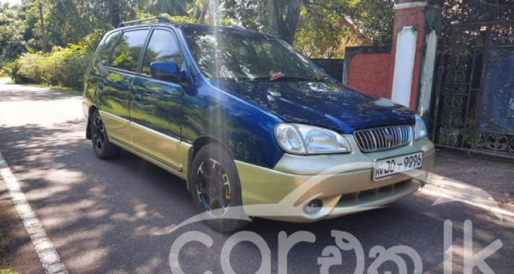 KIA CARENS 2000