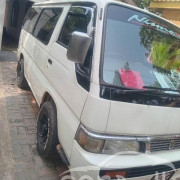 NISSAN CARAVAN 1991