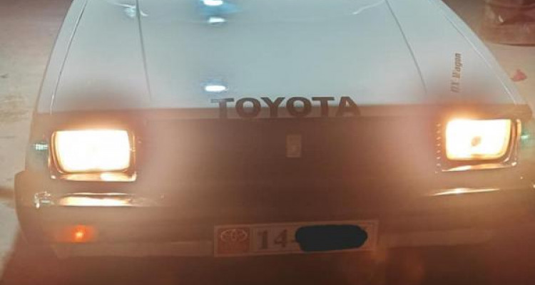 TOYOTA COROLLA DX WAGON 1983