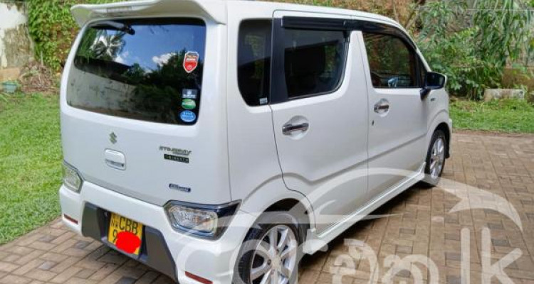 SUZUKI WAGON R STINGRAY 2018