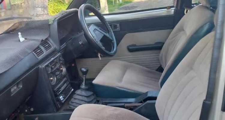 TOYOTA CARINA 1989