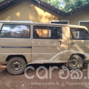 MITSUBISHI DELICA 1982