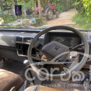 MAZDA BROWNY 1995
