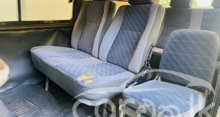 NISSAN VANETTE 1991