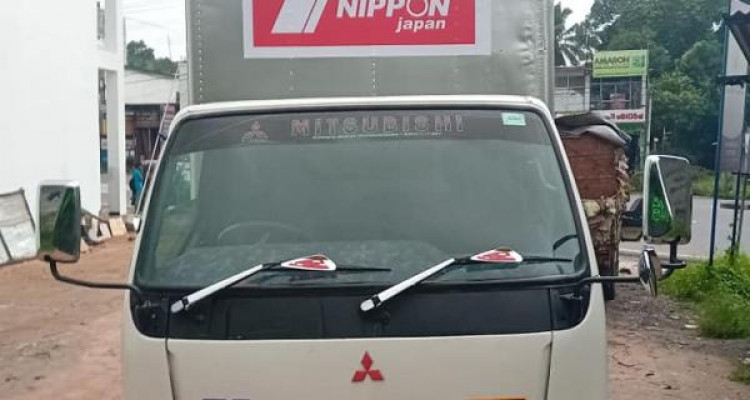 MITSUBISHI CANTER 2000