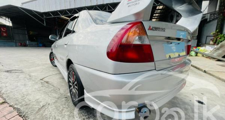 MITSUBISHI LANCER CK1 1999