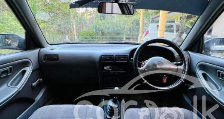 NISSAN SUNNY 1993