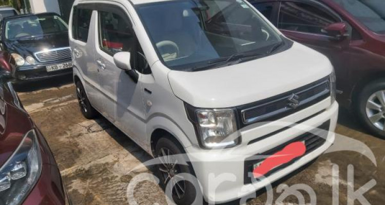 SUZUKI WAGON R FX 2018