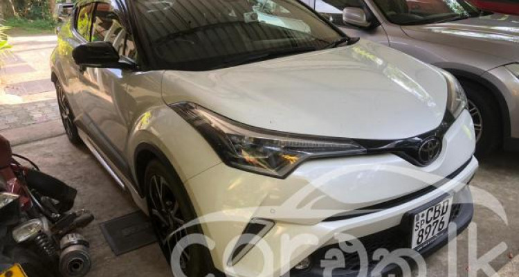 TOYOTA C-HR 2018