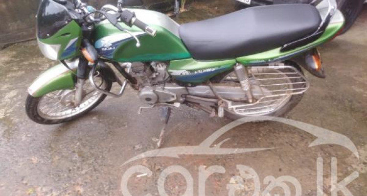 BAJAJ CALIBER 2004