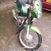 BAJAJ CALIBER 2004