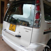 TOYOTA NOAH KR42 2000