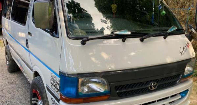 TOYOTA HIACE LH123 1997