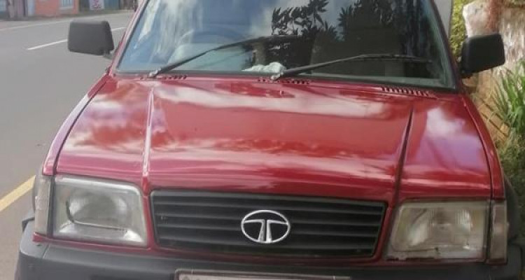 TATA 207 2010