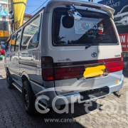 TOYOTA HIACE 1993