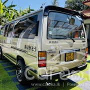 NISSAN CARAVAN 1997