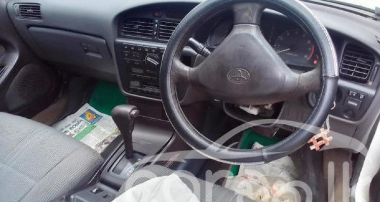 TOYOTA CAMRY 1995