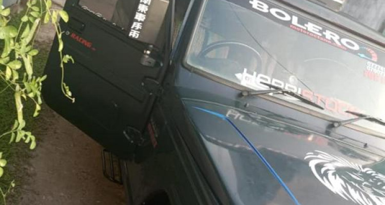 MAHINDRA BOLERO 2012