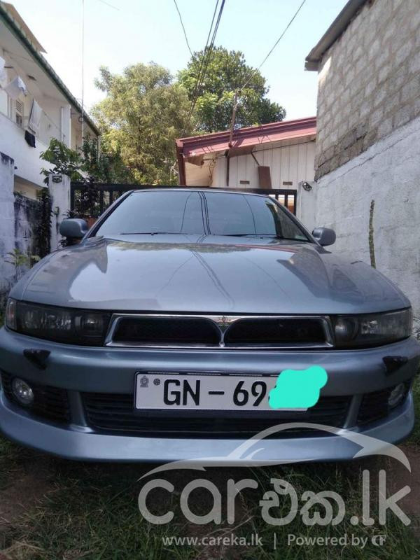 MITSUBISHI GALANT 2001