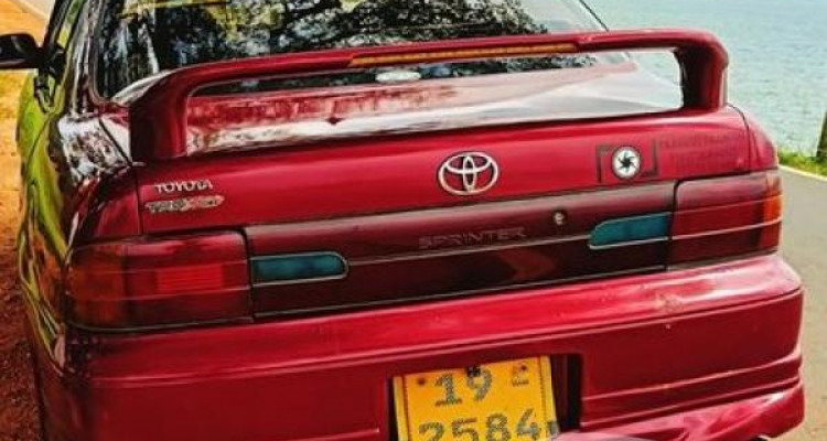 TOYOTA COROLLA AE100 1992