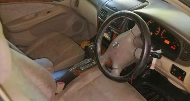 NISSAN SYLPHY 2000