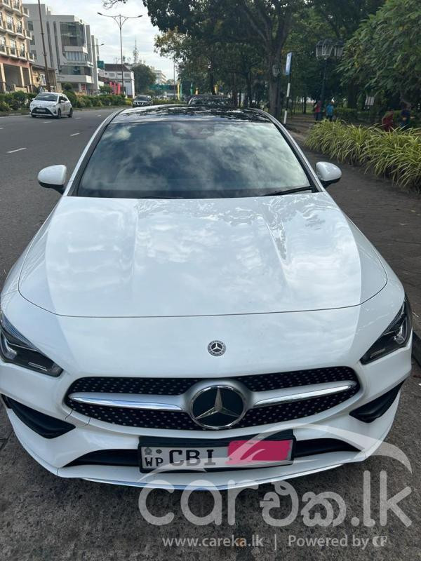 MERCEDES BENZ CLA200 2019