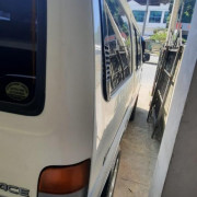 TOYOTA HIACE LH103 1994