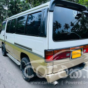 NISSAN CARAVAN E24 1992