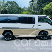 NISSAN CARAVAN E24 1992