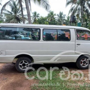 TOYOTA HIACE LH30 1982