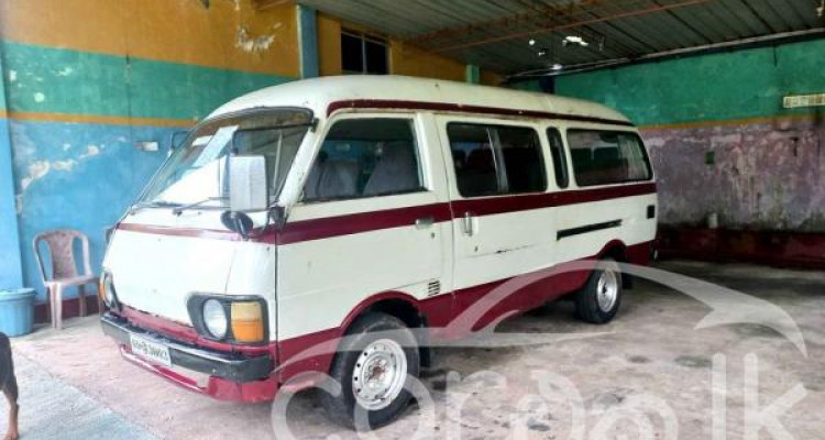 TOYOTA HIACE LH40 1981
