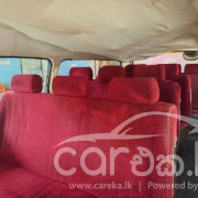 TOYOTA HIACE LH40 1981