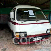 TOYOTA HIACE LH40 1981