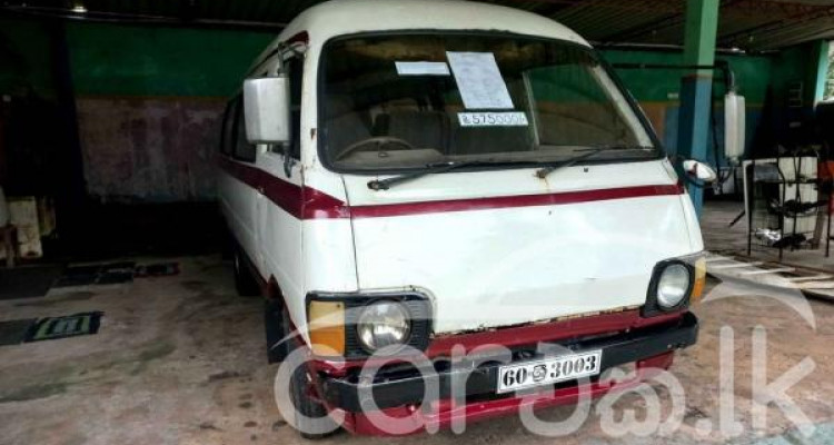 TOYOTA HIACE LH40 1981
