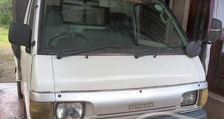 MAZDA BONGO 1999