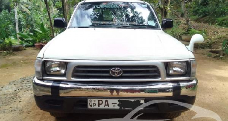 TOYOTA HILUX 1999